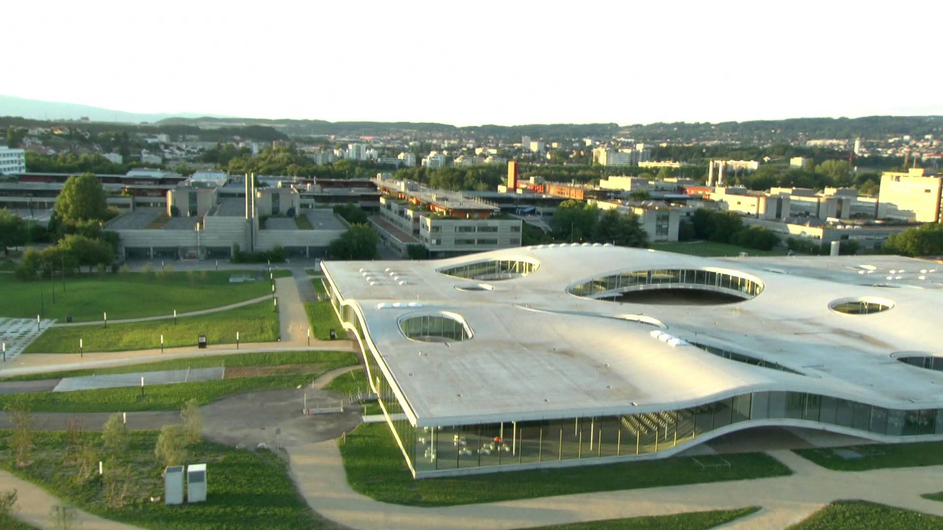 EPFL EPFL